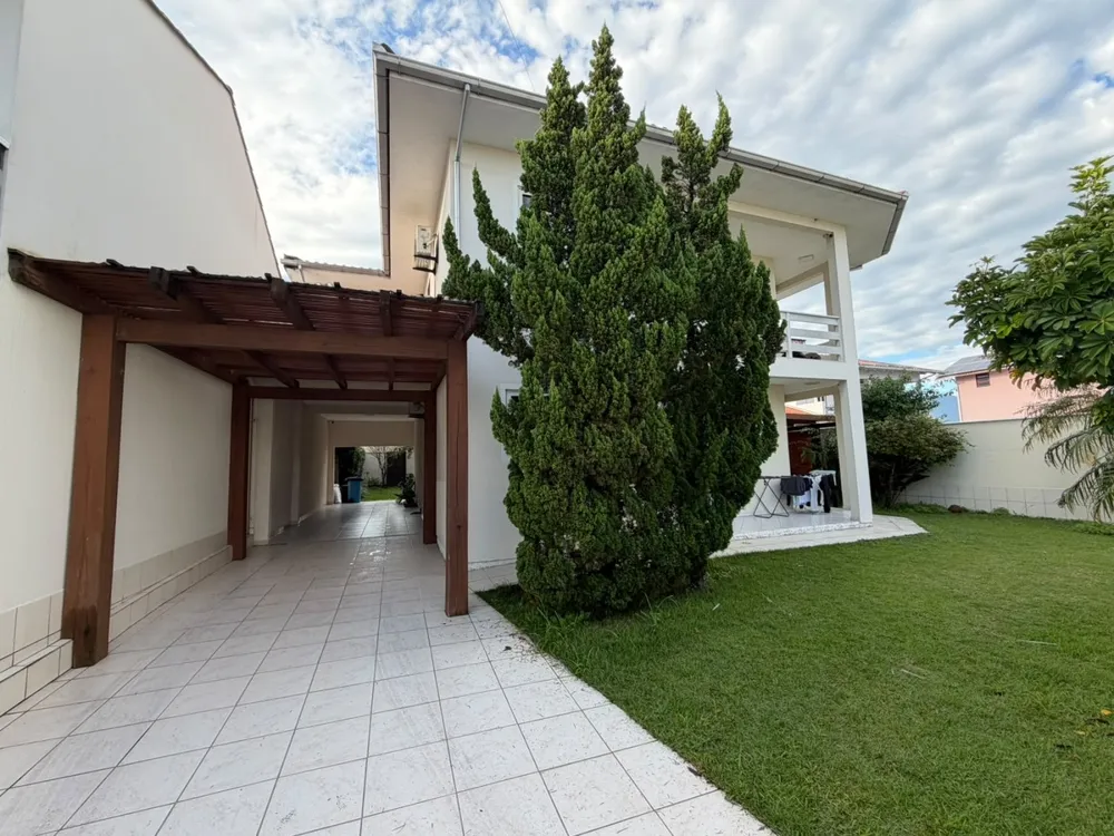 Casa, 3 quartos, 278 m² - Foto 3