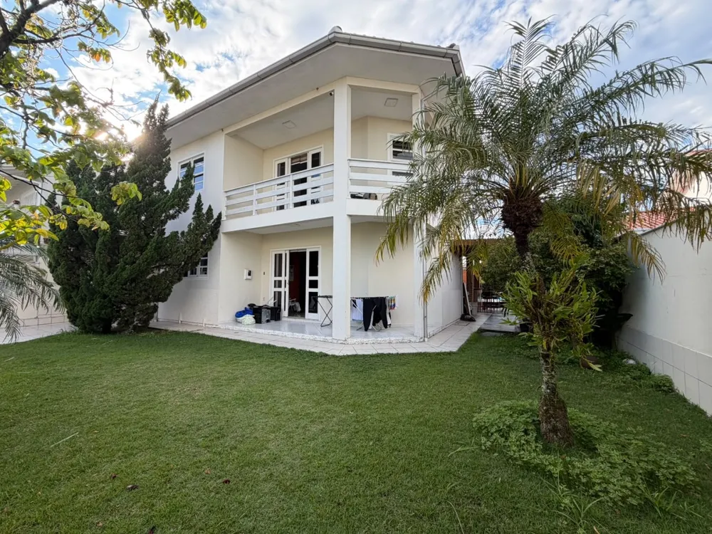 Casa, 3 quartos, 278 m² - Foto 2