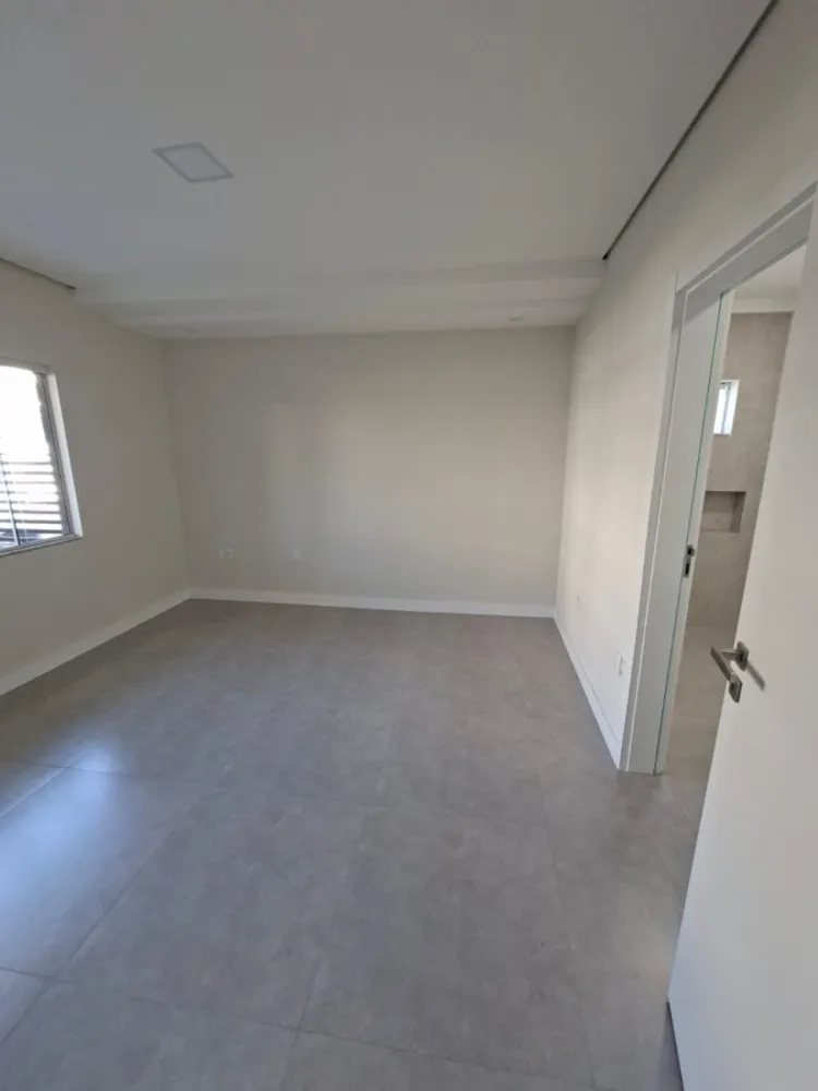 Casa, 3 quartos, 230 m² - Foto 8