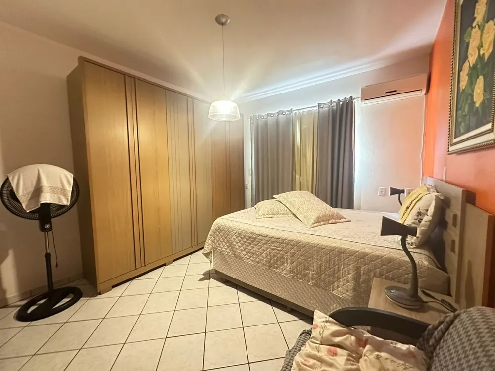 Casa, 4 quartos, 275 m² - Foto 4