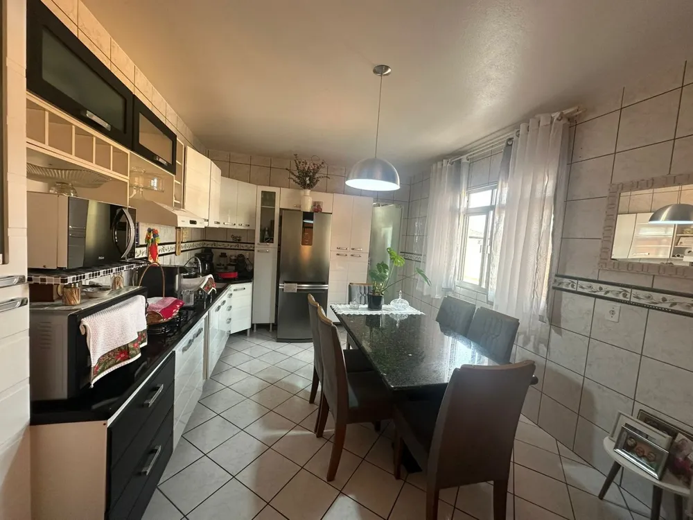 Casa, 4 quartos, 275 m² - Foto 5