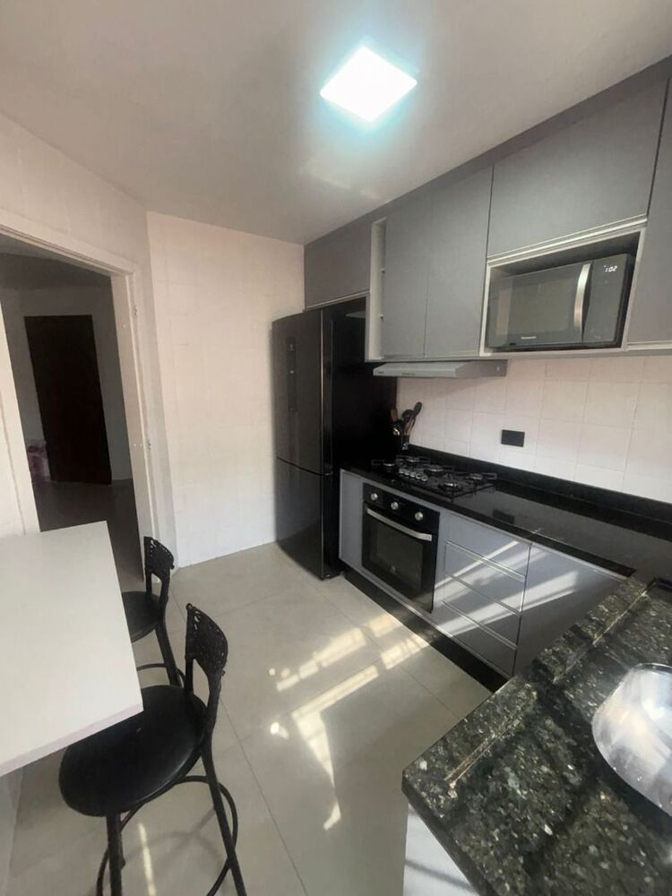 Sobrado à venda com 3 quartos, 74m² - Foto 2