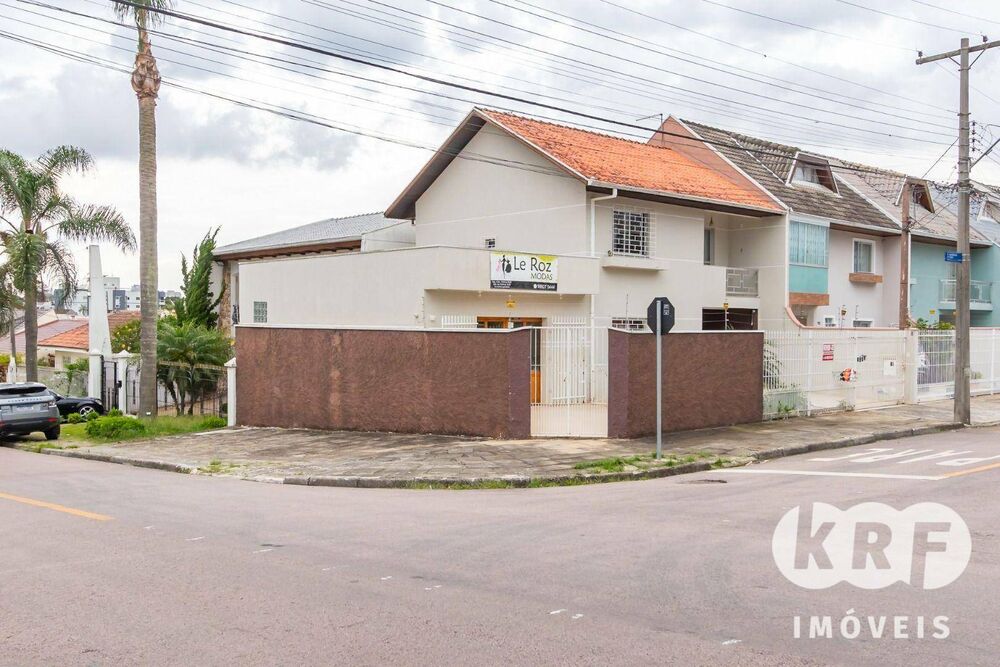 Sobrado à venda com 3 quartos, 151m² - Foto 1