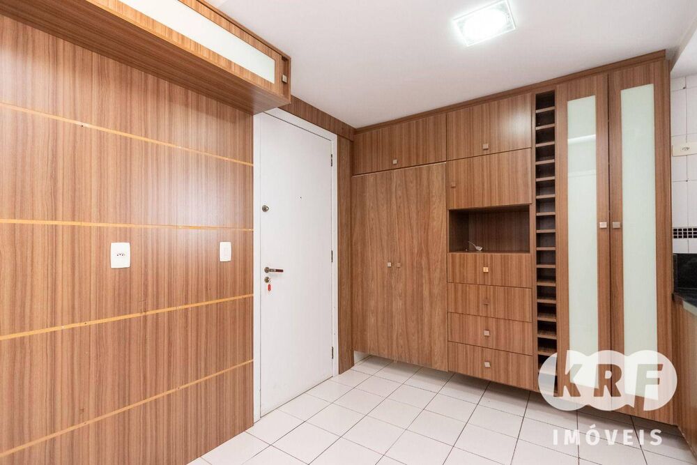 Cobertura à venda com 4 quartos, 185m² - Foto 1