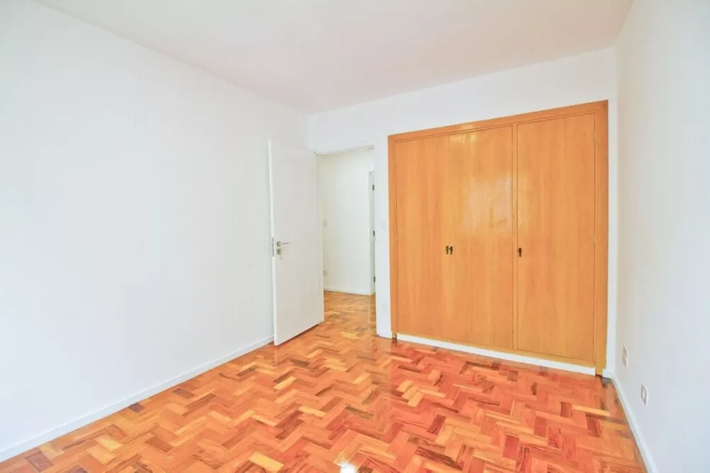 Apartamento à venda com 3 quartos, 134m² - Foto 4