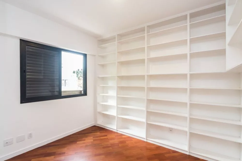 Apartamento à venda com 2 quartos, 79m² - Foto 8