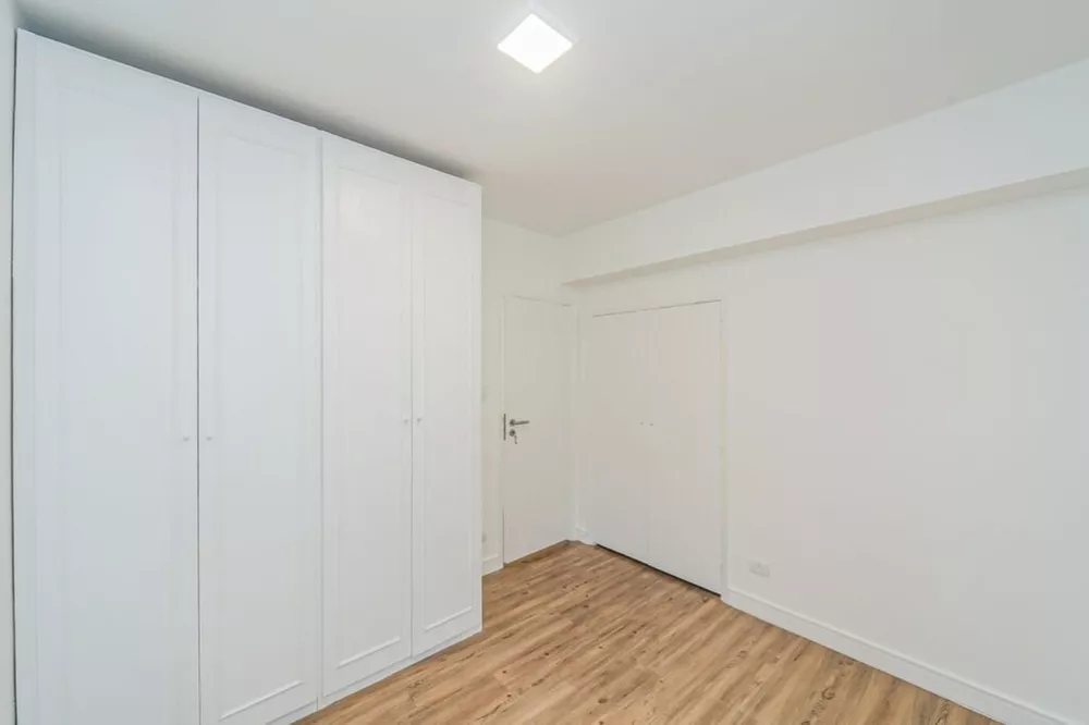 Apartamento à venda com 3 quartos, 94m² - Foto 4