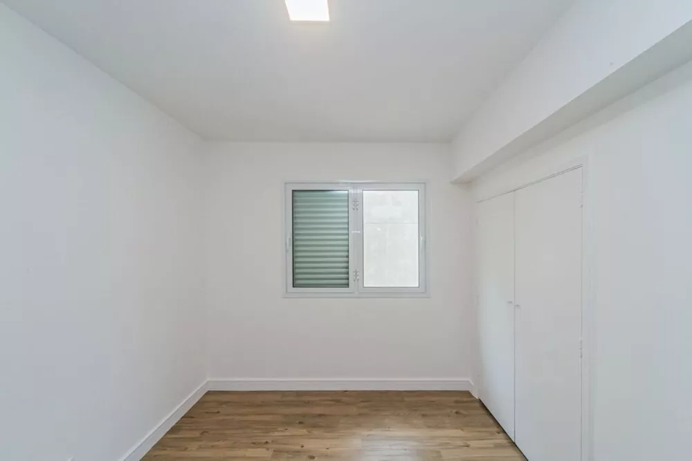 Apartamento à venda com 3 quartos, 94m² - Foto 3