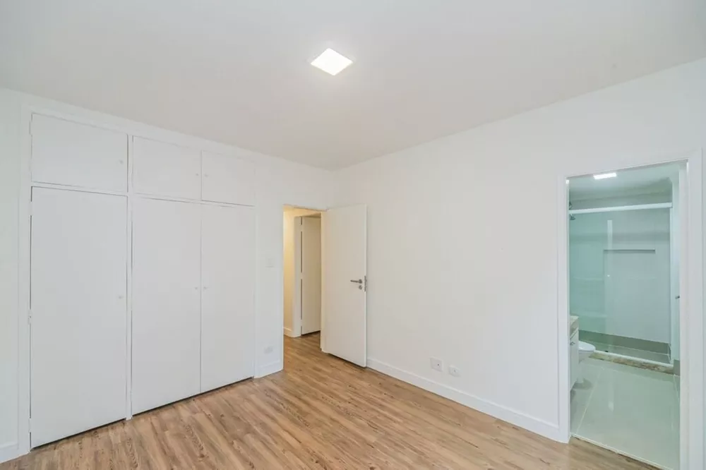 Apartamento à venda com 3 quartos, 94m² - Foto 7