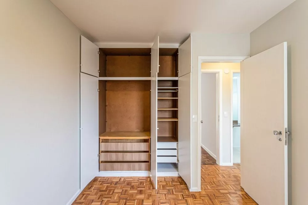 Apartamento à venda com 2 quartos, 72m² - Foto 3