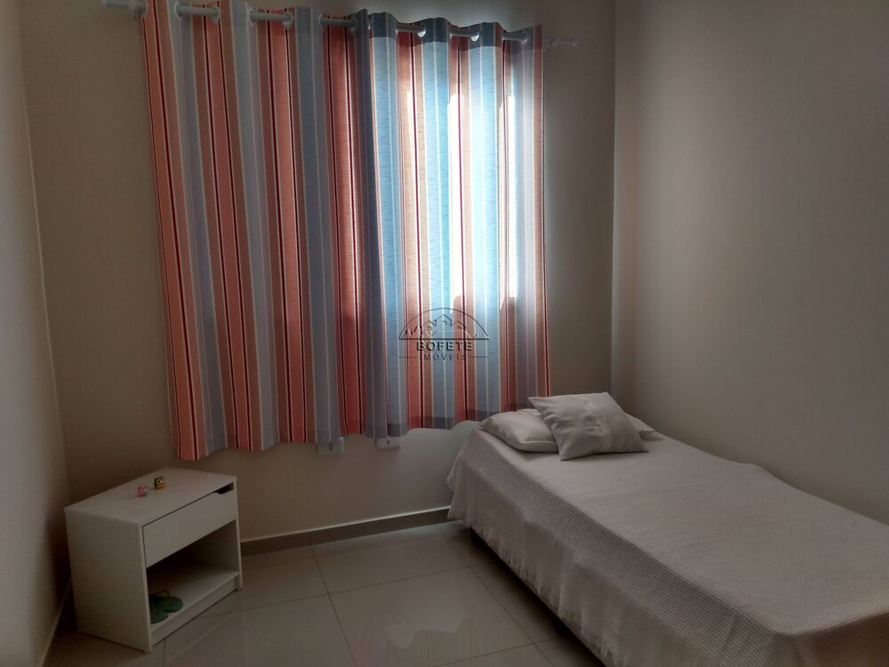 Casa à venda com 2 quartos, 1500m² - Foto 4