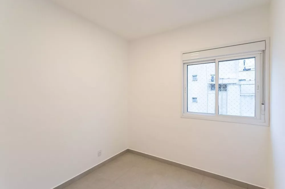 Apartamento à venda com 1 quarto, 61m² - Foto 2