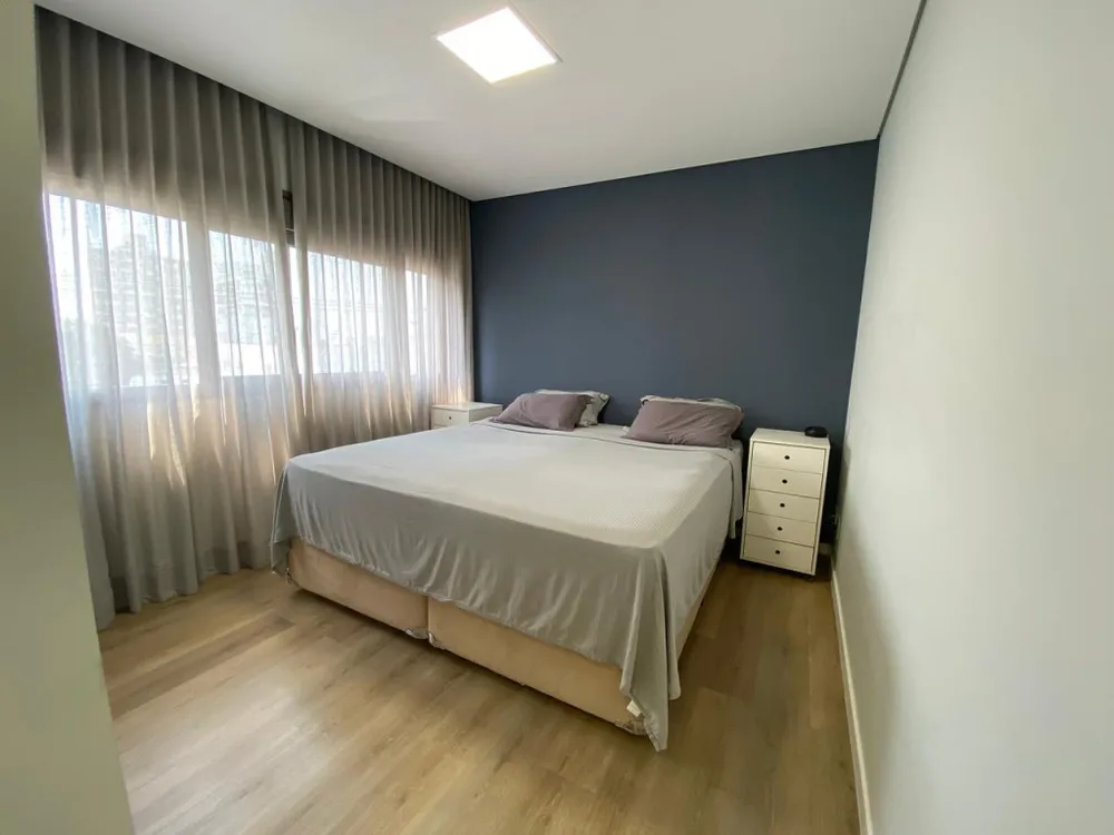 Apartamento, 4 quartos, 183 m² - Foto 2