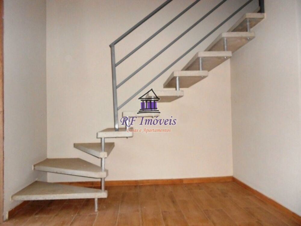 Sobrado à venda com 3 quartos, 88m² - Foto 4
