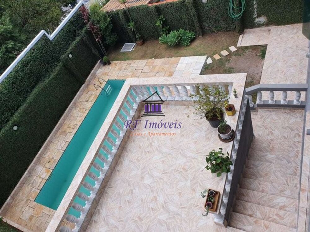 Casa à venda com 3 quartos, 360m² - Foto 4