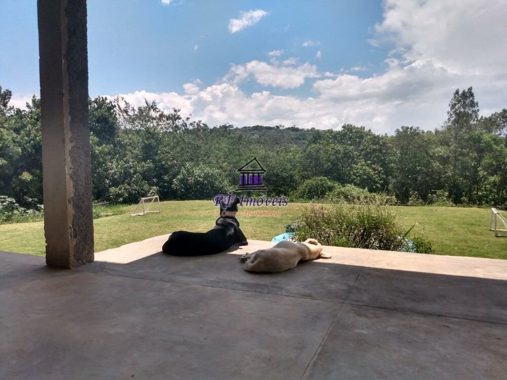 Casa de Condomínio à venda com 3 quartos, 798m² - Foto 1