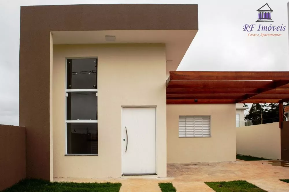 Casa à venda com 3 quartos, 84m² - Foto 2