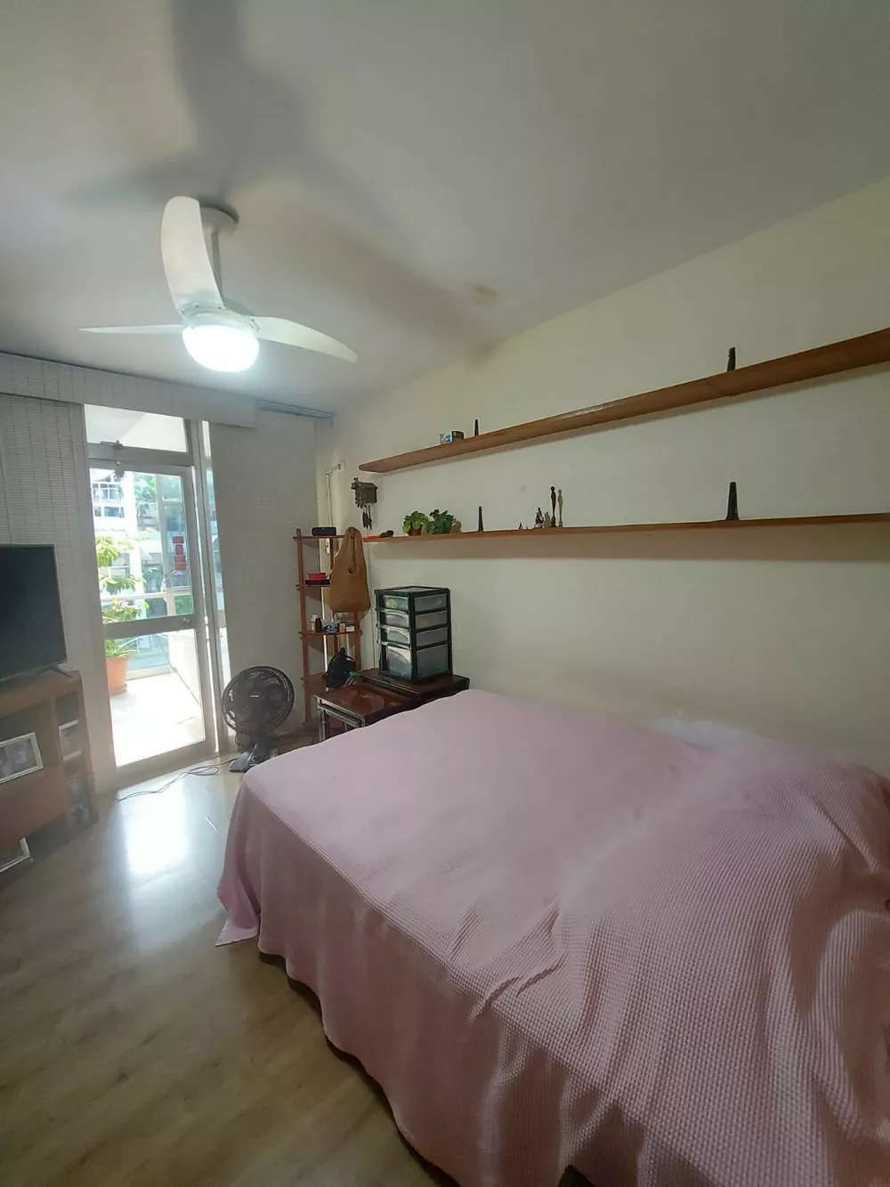 Apartamento, 4 quartos, 215 m² - Foto 1