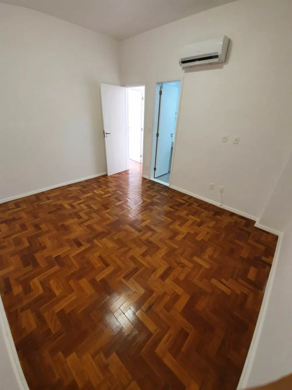 Apartamento, 2 quartos, 87 m² - Foto 1