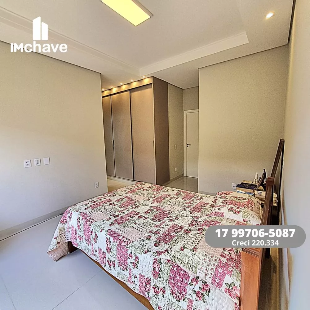 Casa à venda com 3 quartos, 205m² - Foto 3