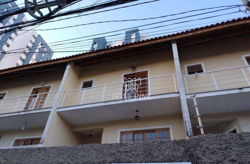 Sobrado à venda com 3 quartos, 150m² - Foto 1