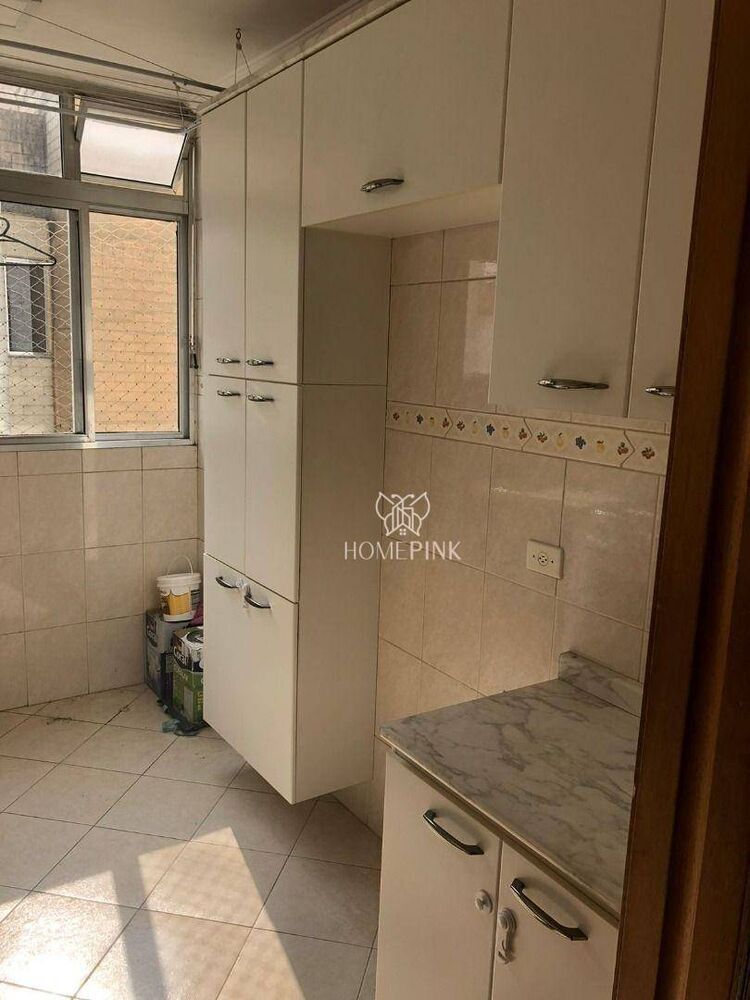 Apartamento à venda com 2 quartos, 70m² - Foto 3