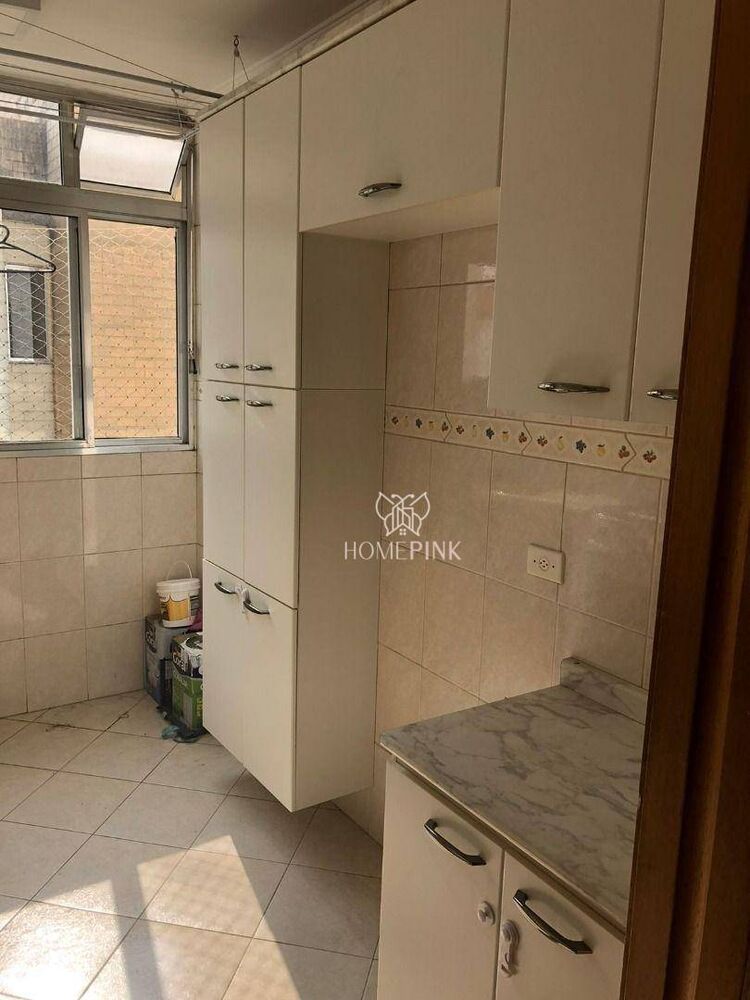 Apartamento à venda com 2 quartos, 70m² - Foto 4
