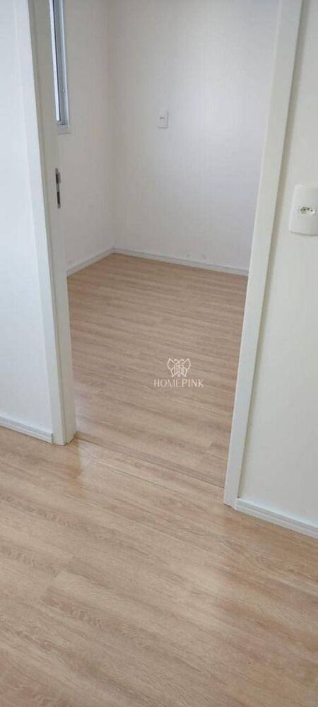 Apartamento à venda com 2 quartos, 36m² - Foto 2