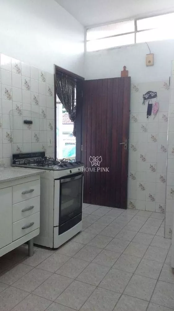 Casa à venda com 3 quartos, 250m² - Foto 9