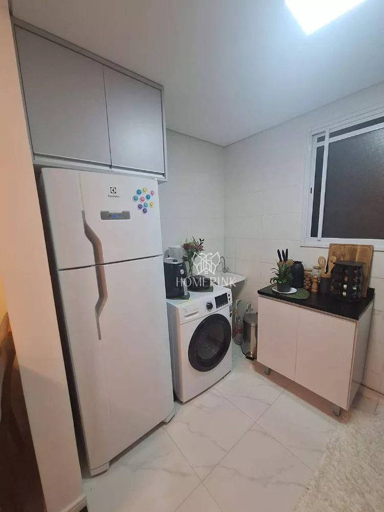 Apartamento à venda com 2 quartos, 38m² - Foto 11