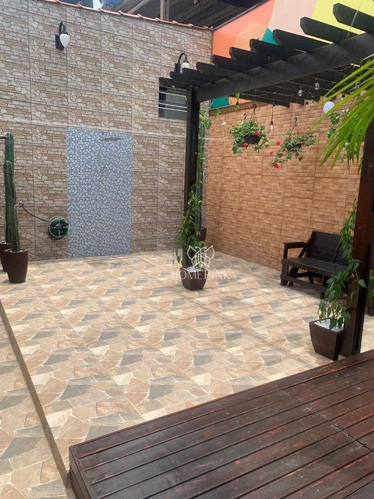 Sobrado, 2 quartos, 192 m² - Foto 1