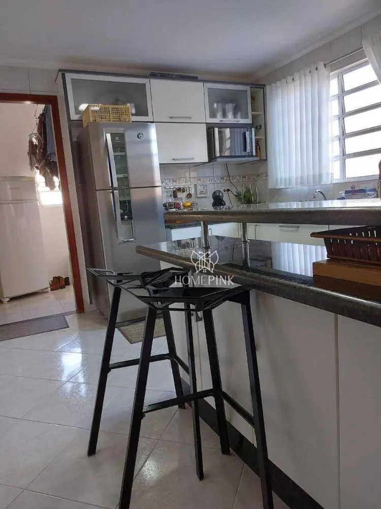 Sobrado, 3 quartos, 209 m² - Foto 3