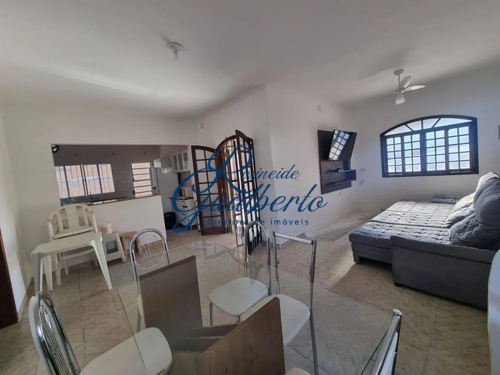 Casa, 3 quartos, 285 m² - Foto 2