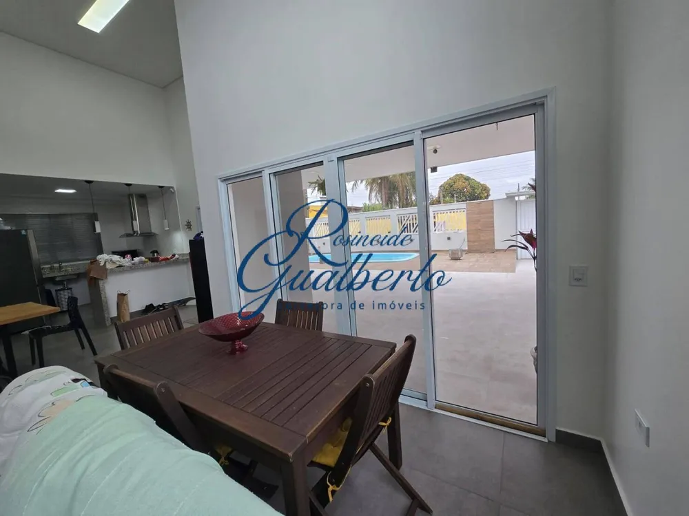 Casa, 3 quartos, 177 m² - Foto 3