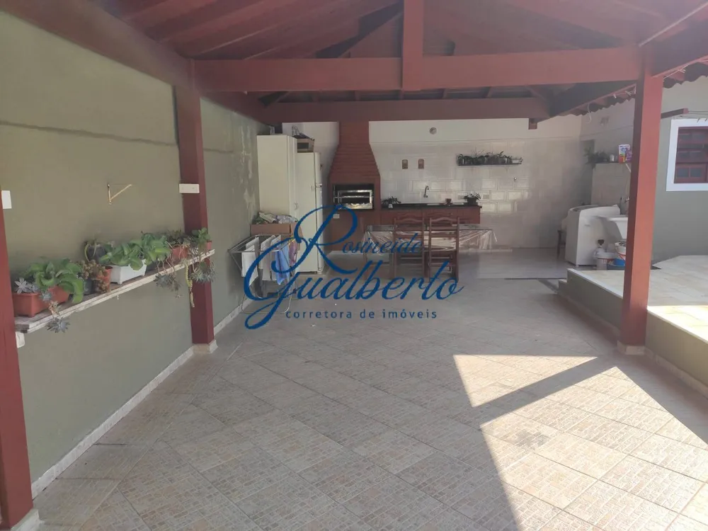 Casa, 3 quartos, 241 m² - Foto 3