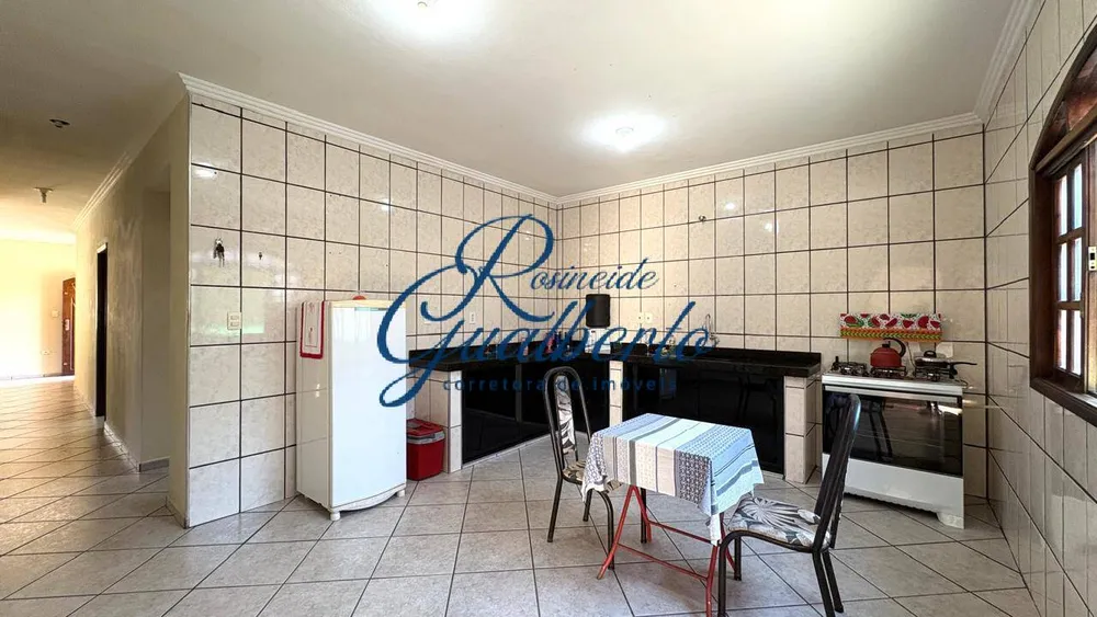 Casa, 4 quartos, 200 m² - Foto 10