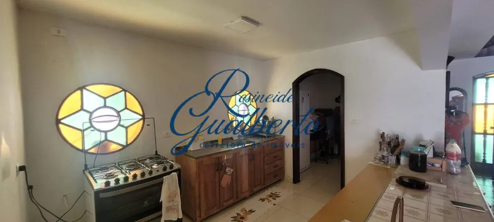 Casa, 7 quartos, 205 m² - Foto 4