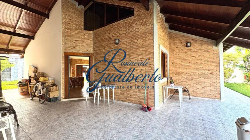 Casa, 3 quartos, 190 m² - Foto 2