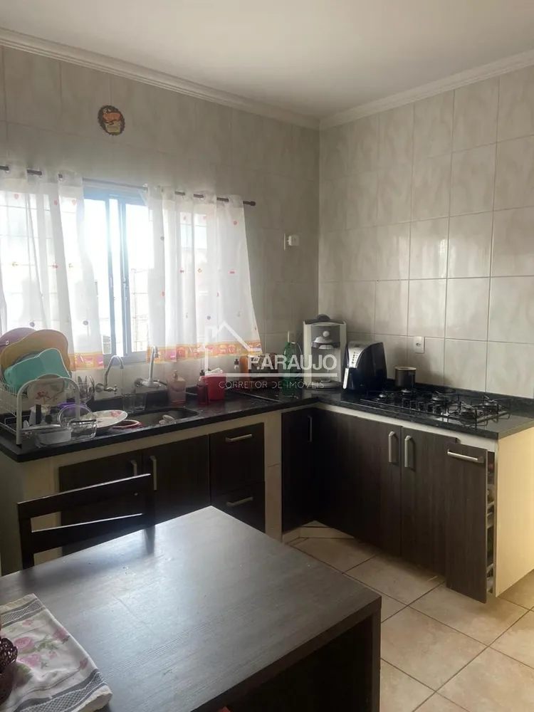 Casa, 2 quartos, 187 m² - Foto 8
