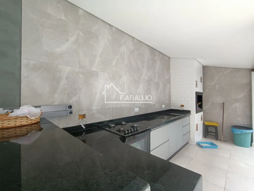 Casa, 4 quartos, 243 m² - Foto 7