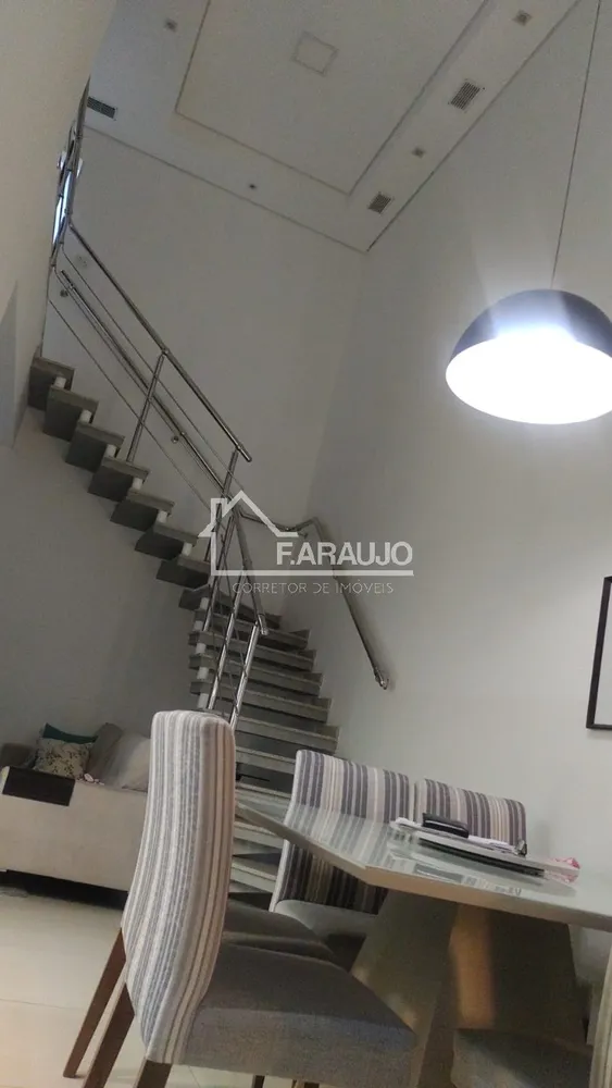 Casa de Condomínio, 4 quartos - Foto 1