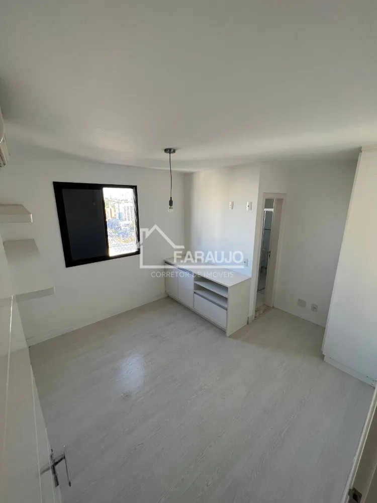 Cobertura, 3 quartos, 244 m² - Foto 5