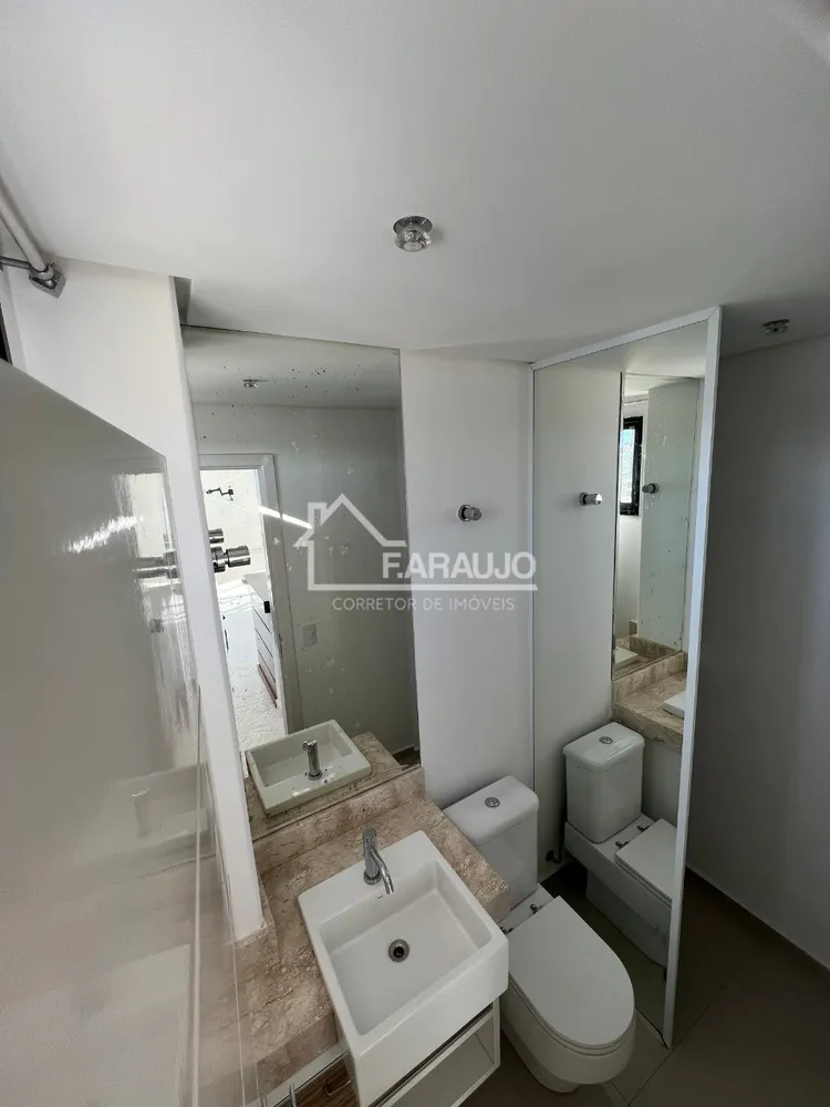 Cobertura, 3 quartos, 244 m² - Foto 3