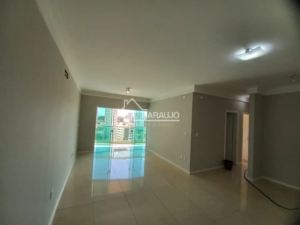 Apartamento, 3 quartos, 123 m² - Foto 1
