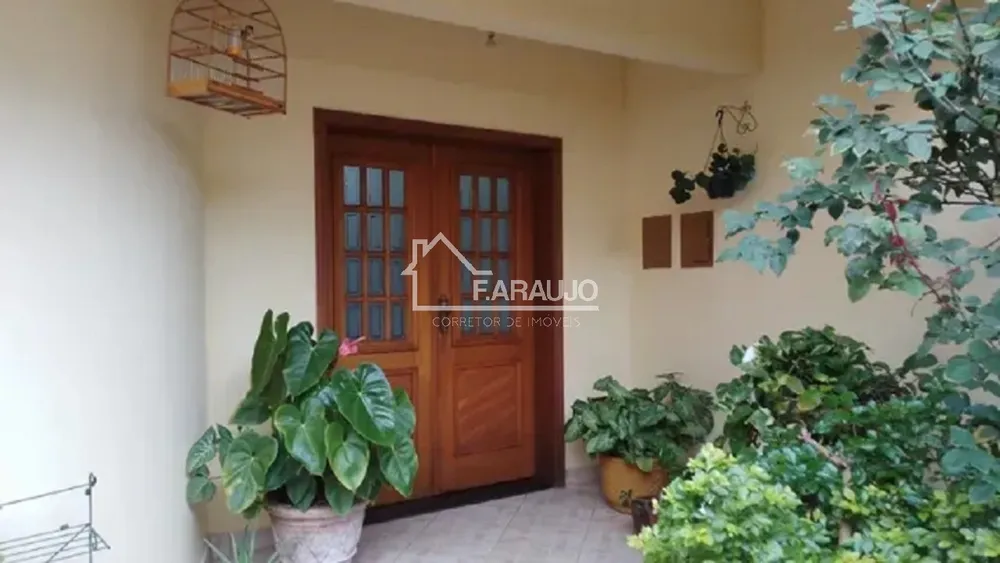 Casa, 3 quartos, 200 m² - Foto 11