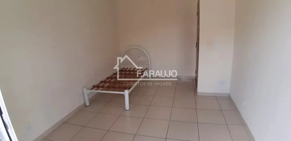 Casa, 4 quartos, 240 m² - Foto 3