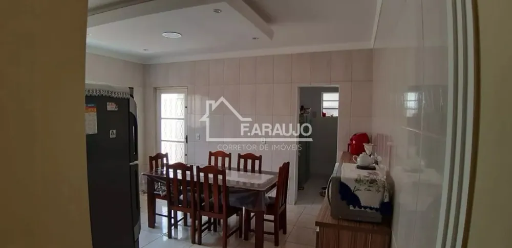 Casa, 4 quartos, 240 m² - Foto 7