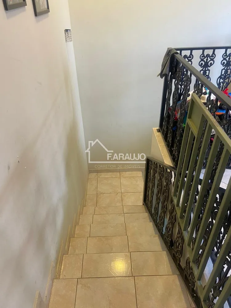 Casa, 2 quartos, 187 m² - Foto 2