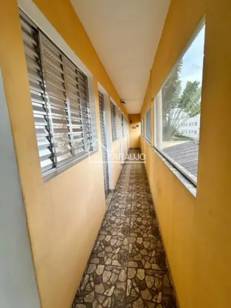 Casa, 7 quartos, 204 m² - Foto 15