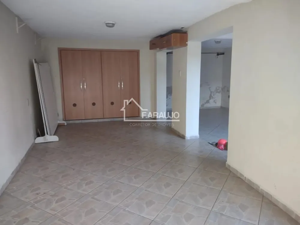 Casa, 2 quartos, 190 m² - Foto 1